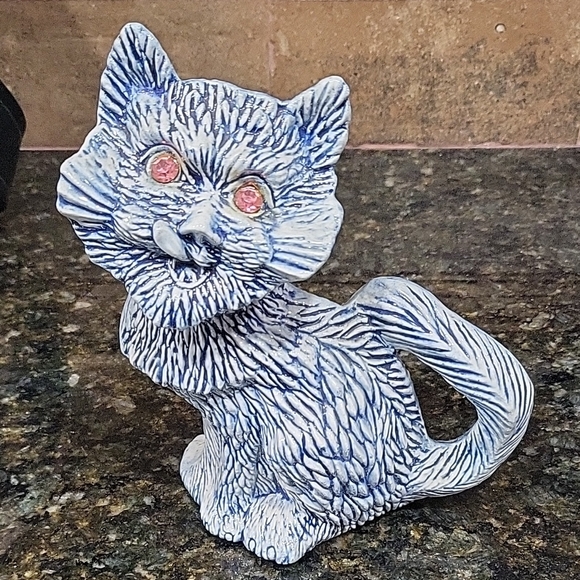 Ceramic Cat Figurine - Blue and White - Picture 1 of 7
